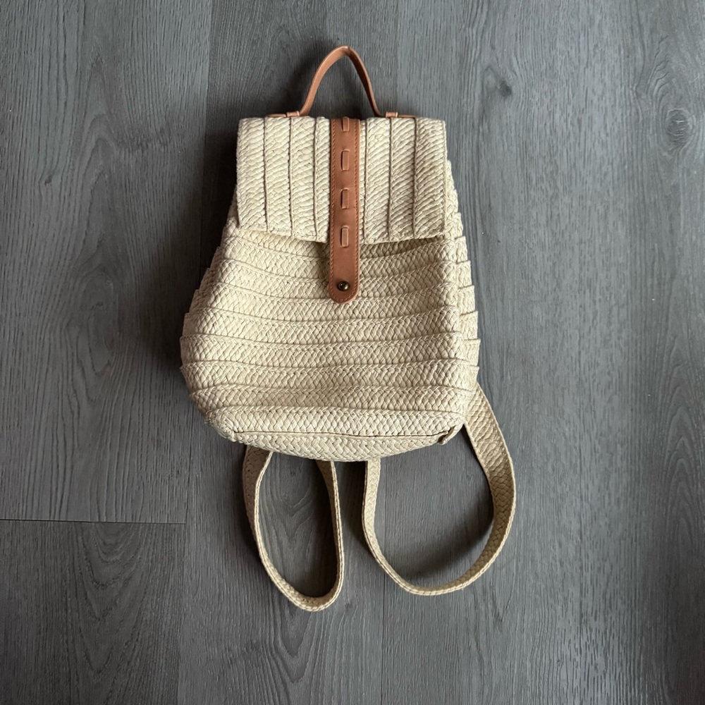 Universal Thread Woven Straw Backpack - image 1